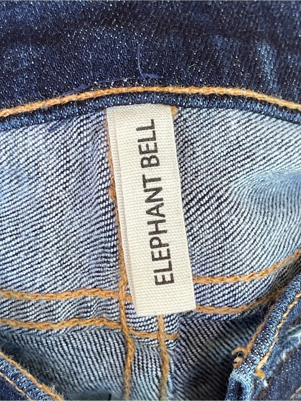 Rag & Bone Elephant Bell Flare
Dark Wash Wide Bootcut Stretch Jeans Size 30 - Picture 7 of 9